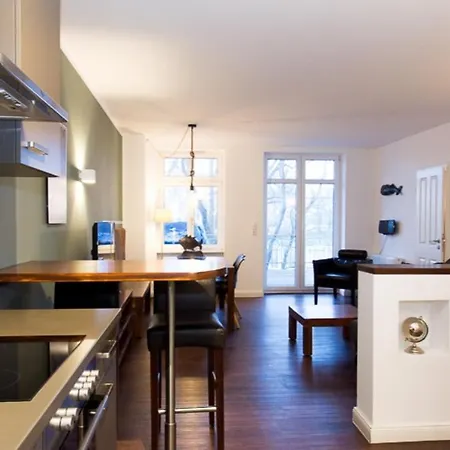 Amerika-suite - Versteck Am Strom