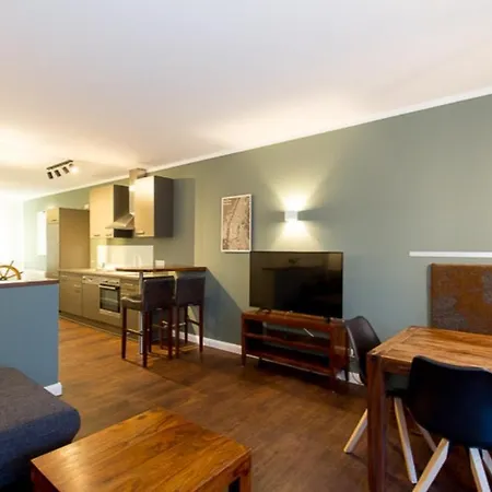 Amerika-suite - Versteck Am Strom 로스토크